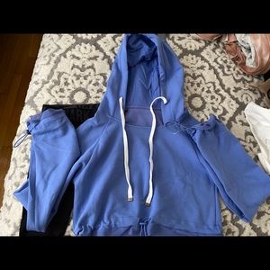 GymsharkX Whitney Simmons Season 1: Cropped Hoodie